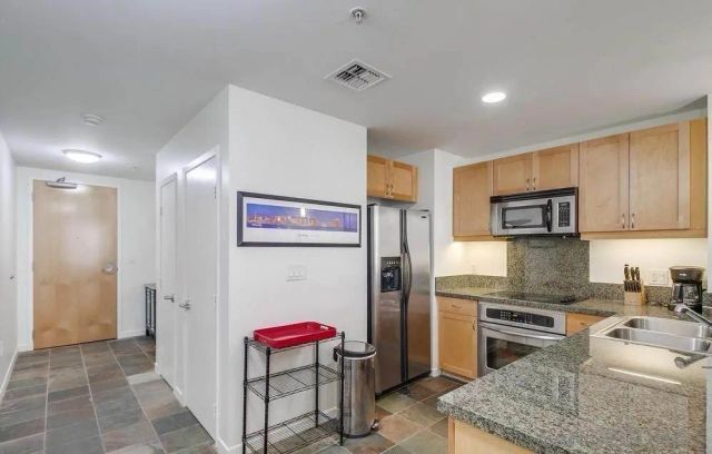 1150 J St 603, San Diego, CA 92101