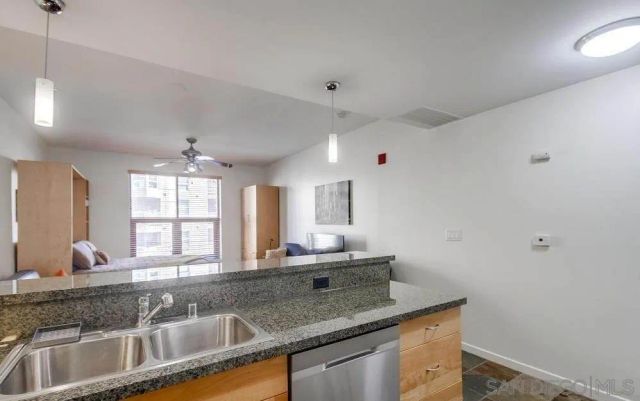 1150 J St 603, San Diego, CA 92101