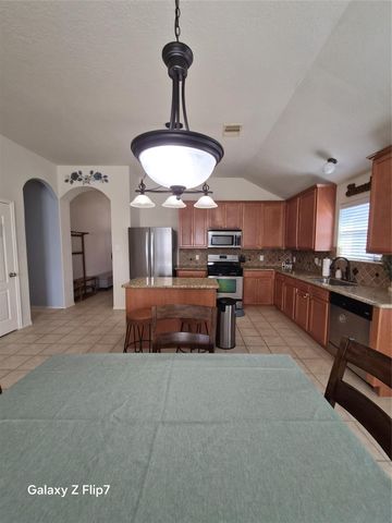 2957 Stone Spring Lane, Dickinson, TX 77539