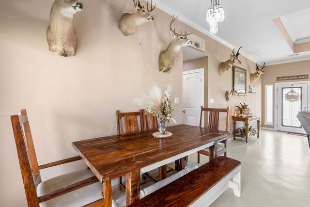 660 Milton Minter Road, Deport, TX 75435