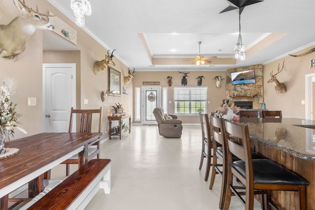 660 Milton Minter Road, Deport, TX 75435