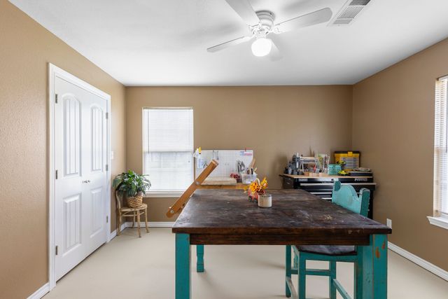 660 Milton Minter Road, Deport, TX 75435