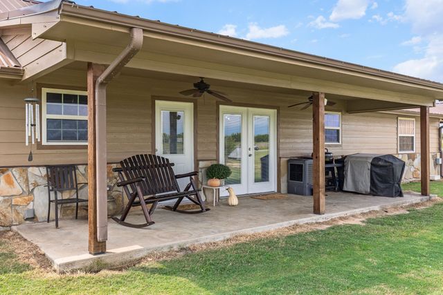 660 Milton Minter Road, Deport, TX 75435