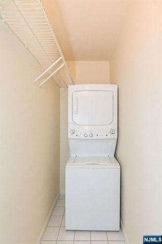 135 Cresskill Avenue, Dumont, NJ 07628