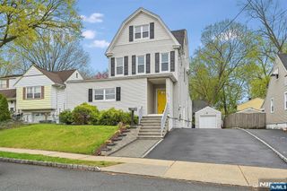 135 Cresskill Avenue, Dumont, NJ 07628