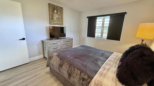 81 Markham E, Deerfield Beach, FL 33442