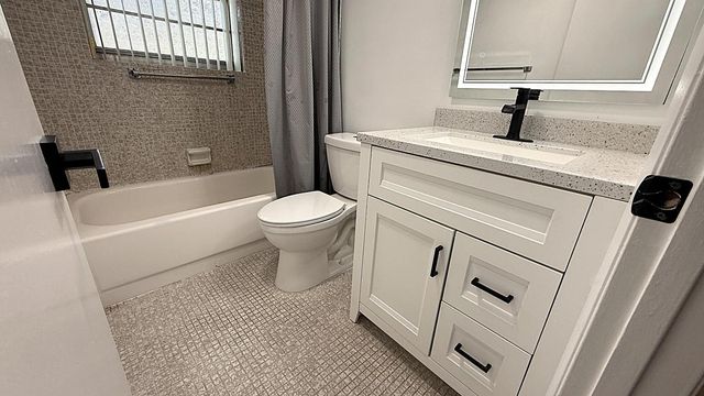 81 Markham E, Deerfield Beach, FL 33442