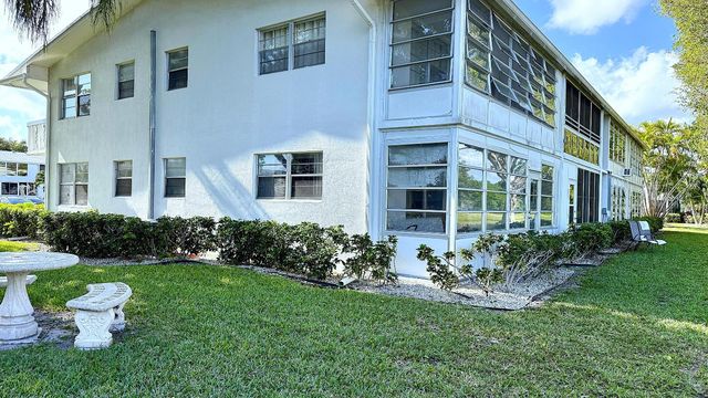 81 Markham E, Deerfield Beach, FL 33442