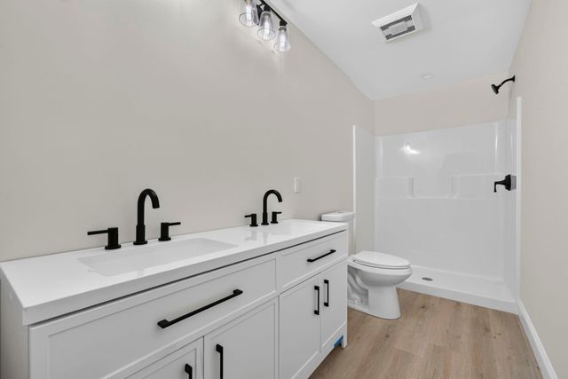 5 Alpine Way, Hillsborough, NH 03244