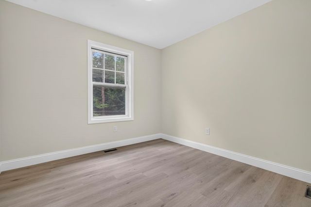 5 Alpine Way, Hillsborough, NH 03244