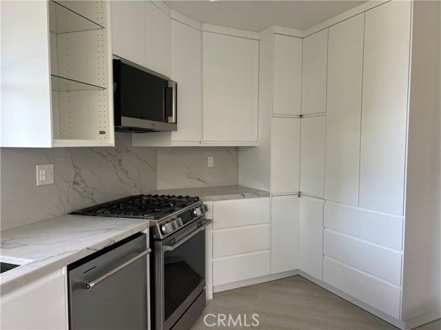 22820 Sailwind, Lake Forest (el Toro), CA 92630