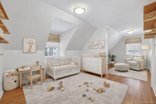 30 Argyle Road, Rye Brook, NY 10573