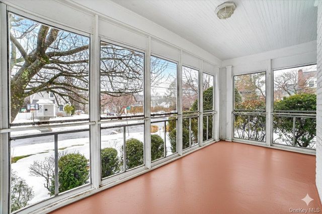 30 Argyle Road, Rye Brook, NY 10573