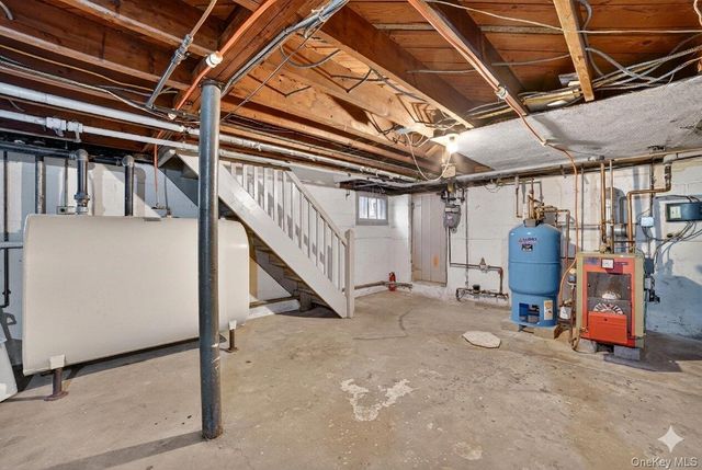 30 Argyle Road, Rye Brook, NY 10573