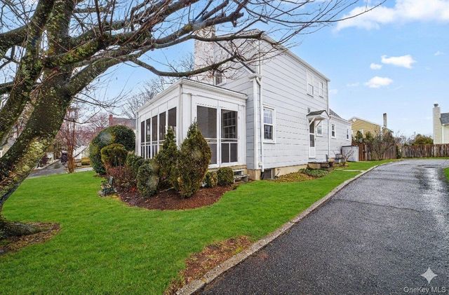 30 Argyle Road, Rye Brook, NY 10573