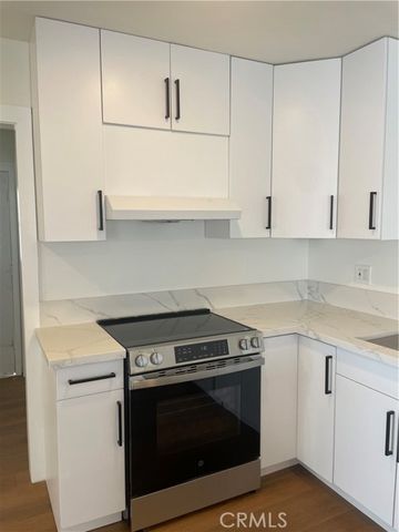 2217 Voorhees Avenue, Redondo Beach, CA 90278