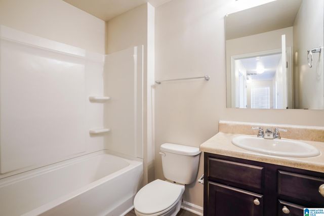 4691 WOODFORD CIRCLE, Bessemer, AL 35022