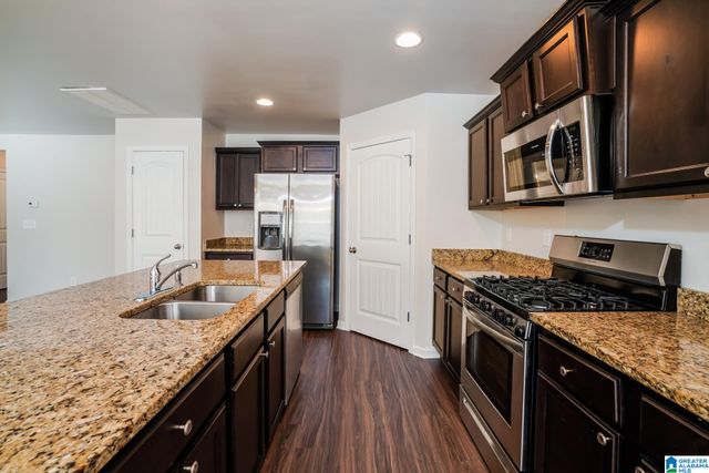 4691 WOODFORD CIRCLE, Bessemer, AL 35022