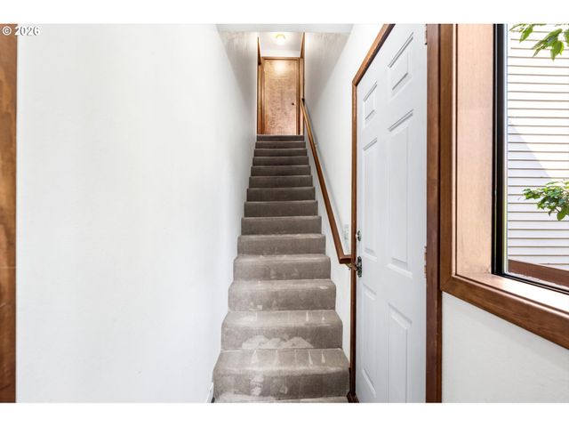 13215 Sw 31ST St, Beaverton, OR 97008