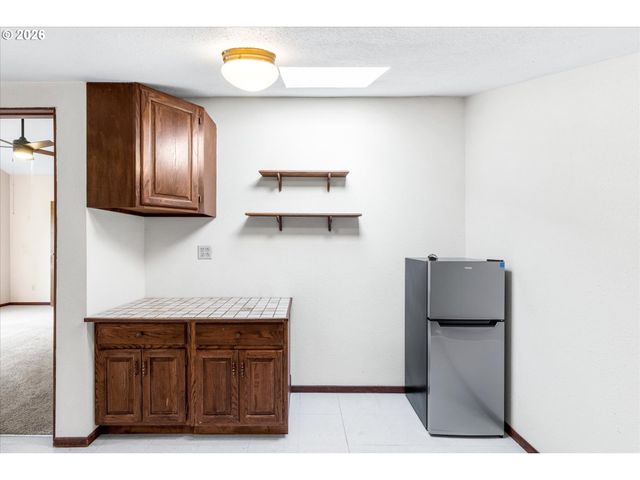 13215 Sw 31ST St, Beaverton, OR 97008