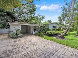 7601 SW 64th Ct, South Miami, FL 33143