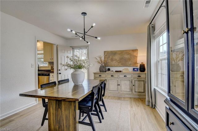 6240 Old Townpoint RD, Suffolk, VA 23435