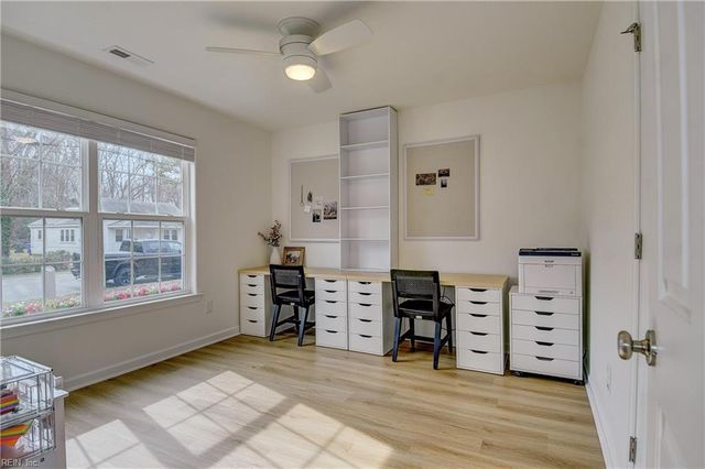 6240 Old Townpoint RD, Suffolk, VA 23435