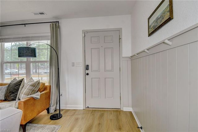 6240 Old Townpoint RD, Suffolk, VA 23435