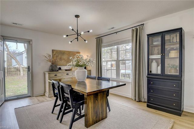 6240 Old Townpoint RD, Suffolk, VA 23435
