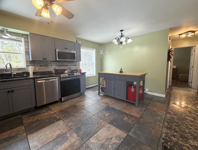 94 Porter Road, Plainfield, NH 03781