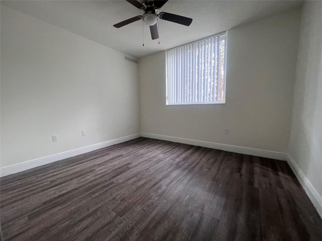 19455 NE 10 Avenue 6-514, North Miami Beach, FL 33179