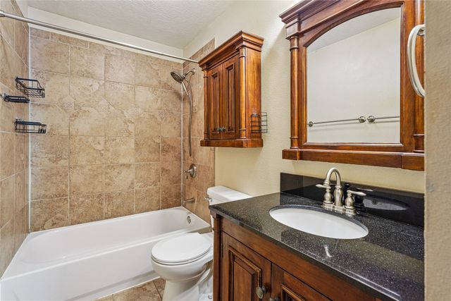507 4th Street NW, Altoona, IA 50009