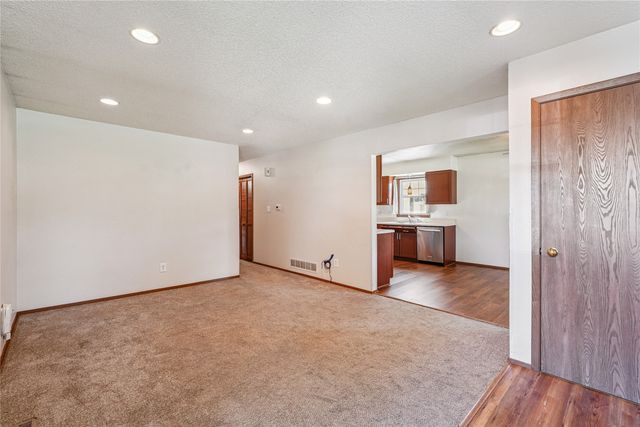 507 4th Street NW, Altoona, IA 50009