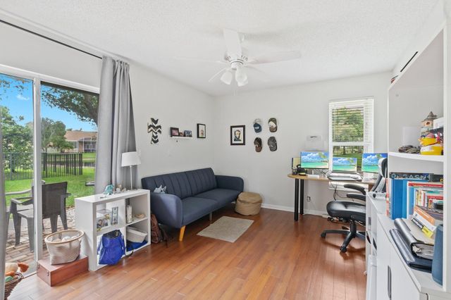 1007 Spoonbill Cir, Weston, FL 33326