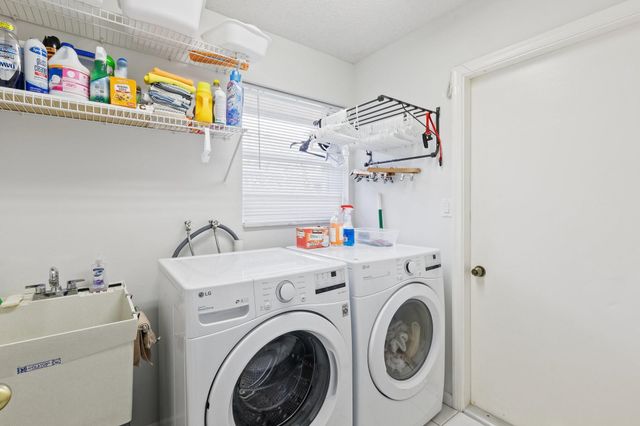 1007 Spoonbill Cir, Weston, FL 33326