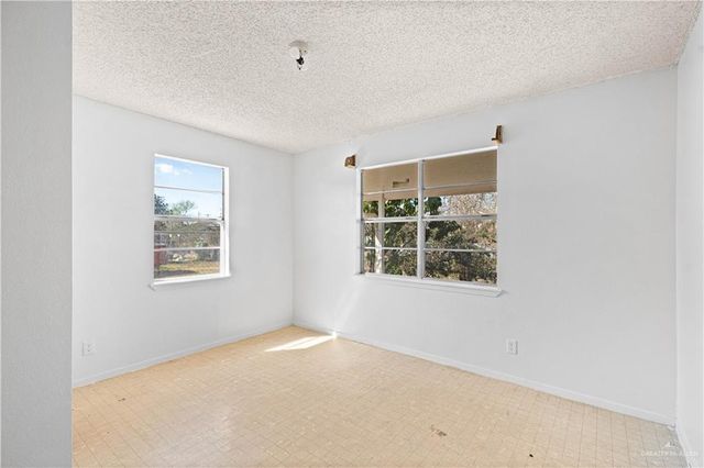 6674 Monte Bello Circle, Brownsville, TX 78521