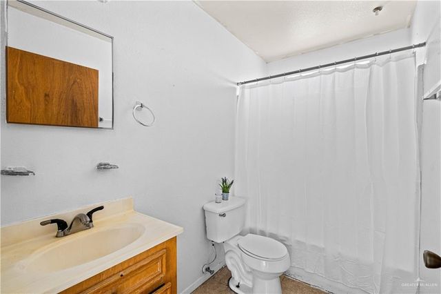 6674 Monte Bello Circle, Brownsville, TX 78521