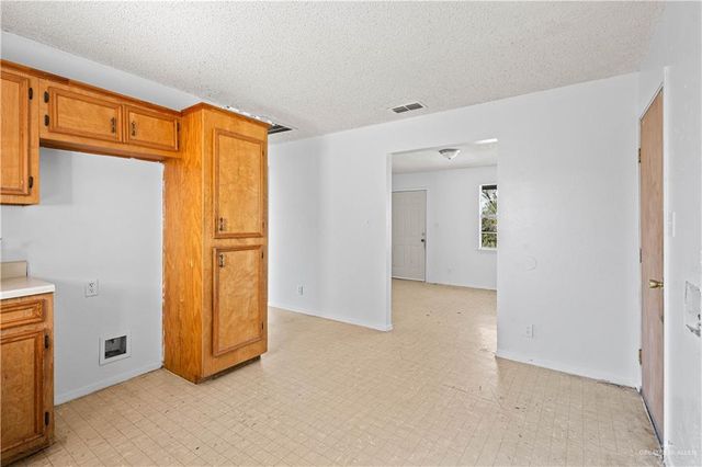 6674 Monte Bello Circle, Brownsville, TX 78521