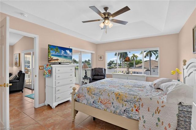 4041 SE 11th PL 207, Cape Coral, FL 33904