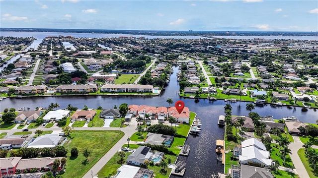 4041 SE 11th PL 207, Cape Coral, FL 33904