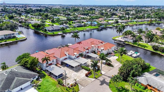 4041 SE 11th PL 207, Cape Coral, FL 33904