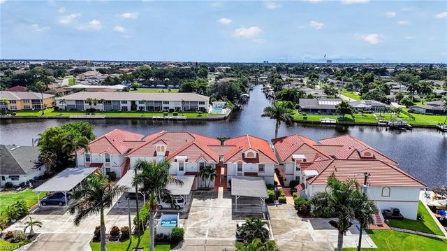 4041 SE 11th PL 207, Cape Coral, FL 33904