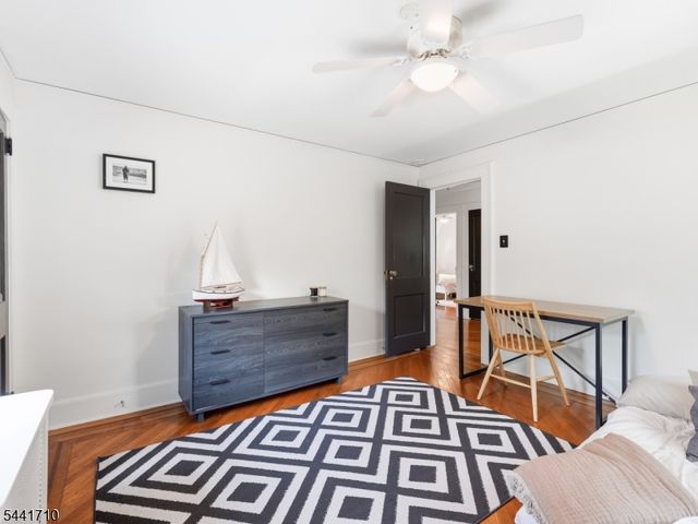 42 Courter Ave, Maplewood Twp., NJ 07040