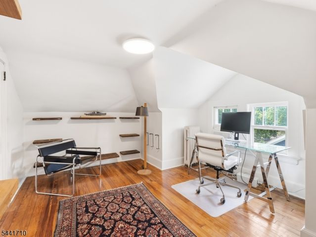 42 Courter Ave, Maplewood Twp., NJ 07040