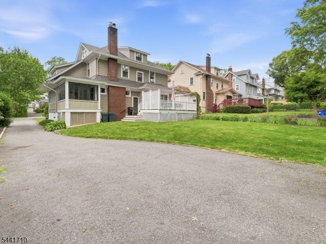 42 Courter Ave, Maplewood Twp., NJ 07040