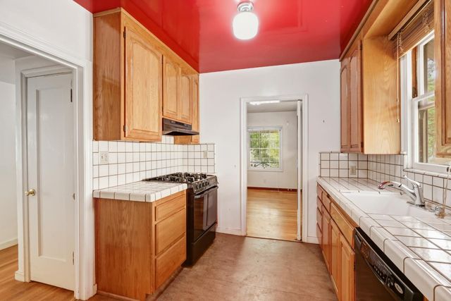 311 36th Way, Sacramento, CA 95816