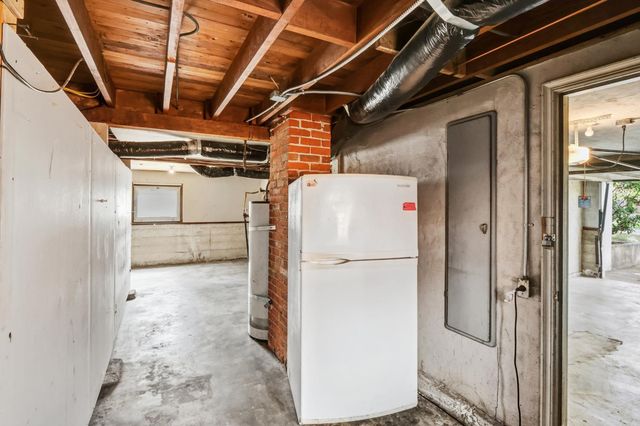 311 36th Way, Sacramento, CA 95816
