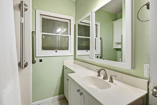 311 36th Way, Sacramento, CA 95816