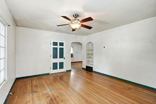 311 36th Way, Sacramento, CA 95816