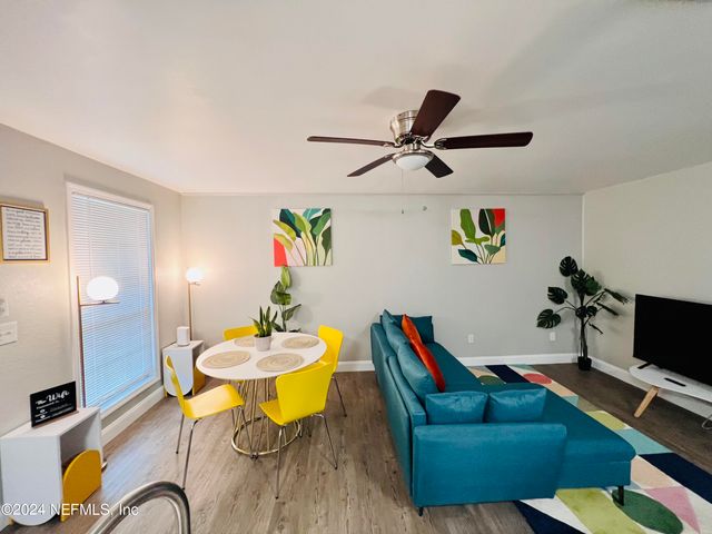 7815 JASPER Avenue, Jacksonville, FL 32211